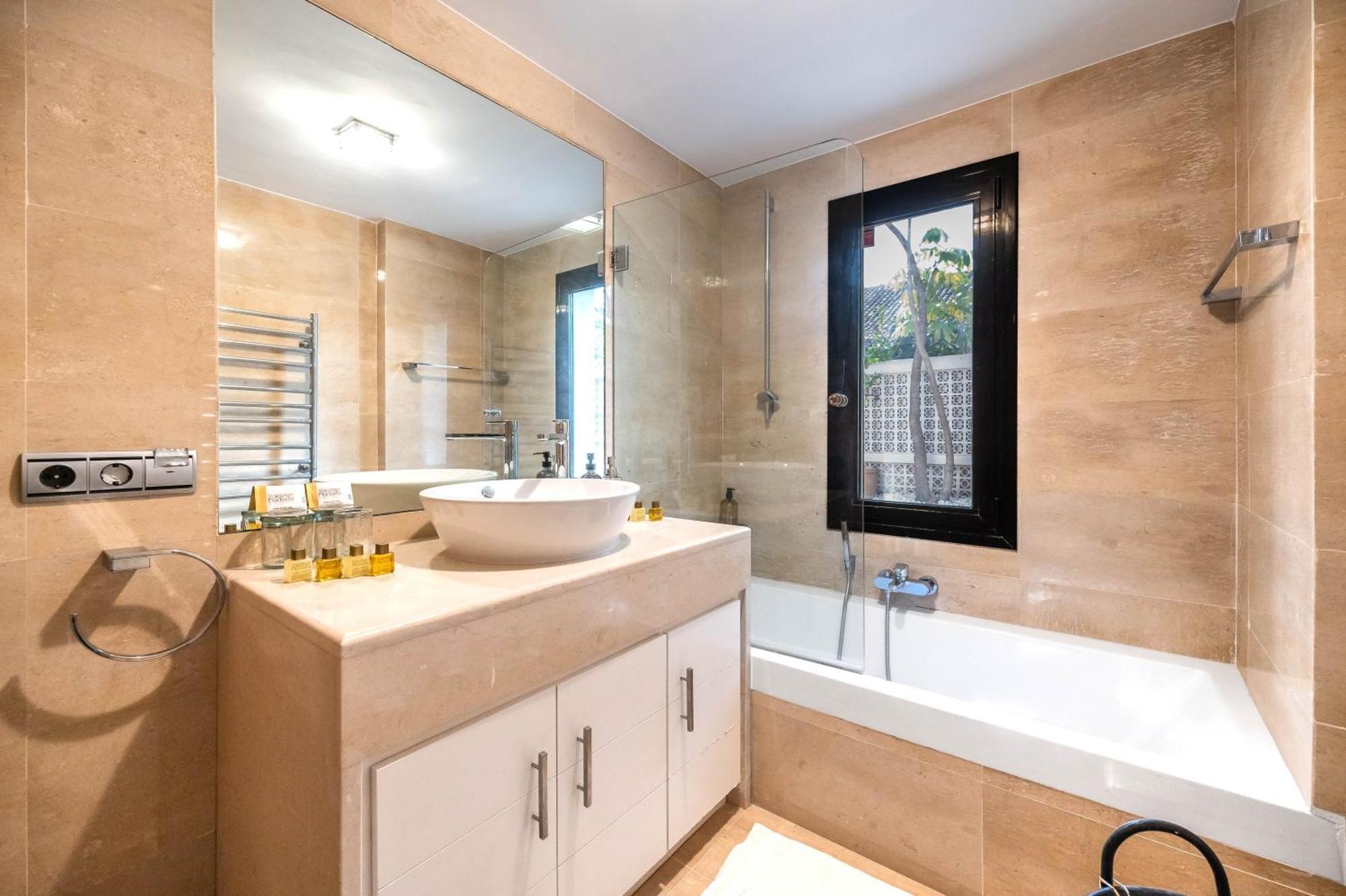 Vacation Marbella I Villa La Cabane, Prestige, Heated Pool, 300M To The Beach Екстериор снимка