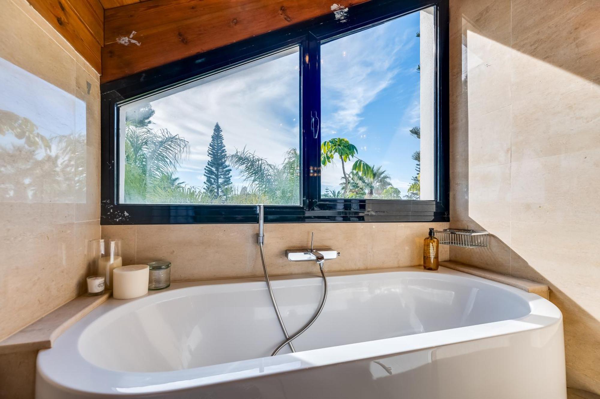 Vacation Marbella I Villa La Cabane, Prestige, Heated Pool, 300M To The Beach Екстериор снимка